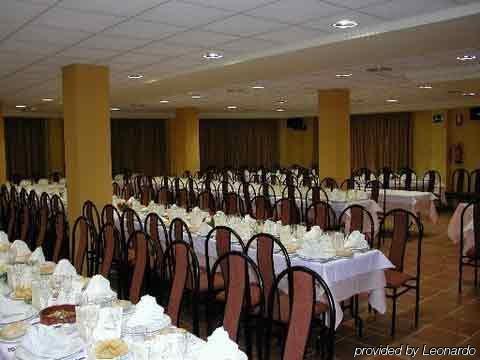 Hotel Restaurante Banos Baños de la Encina Restaurante foto